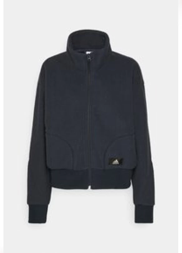 3_Chaqueta de entrenamiento