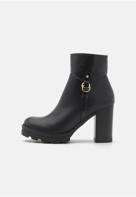 Botines con plataforma - black