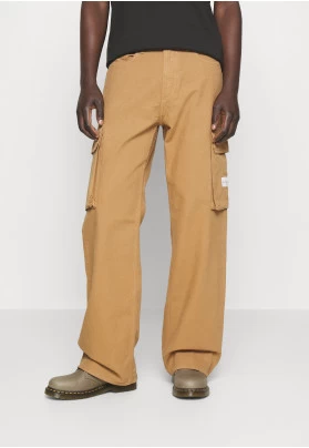LOOSE PANT - Pantalones cargo