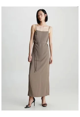  Vestido lencero midi de crepé