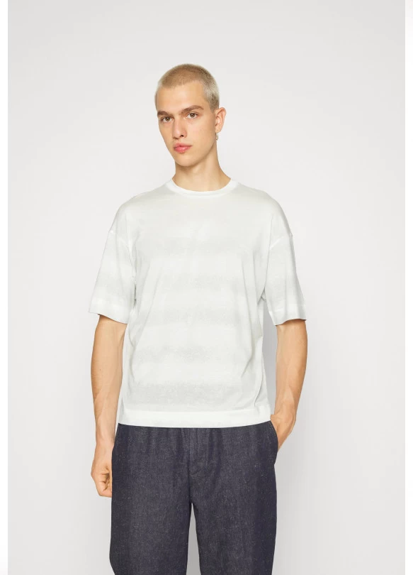 main_image_CAMISETA ESTAMPADA