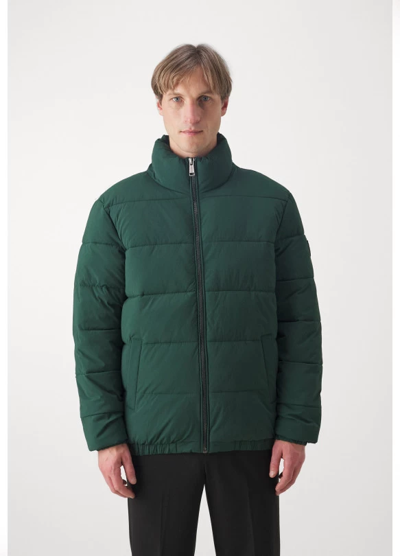 main_image_Oferta en Chaqueta de Invierno Alpine Grove - ¡Chollo de Liquidación!