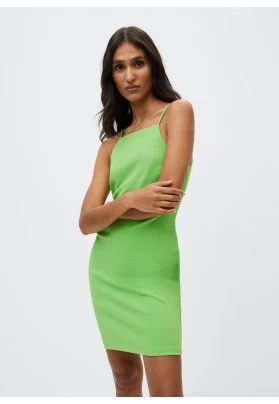 Vestido entallado canalé