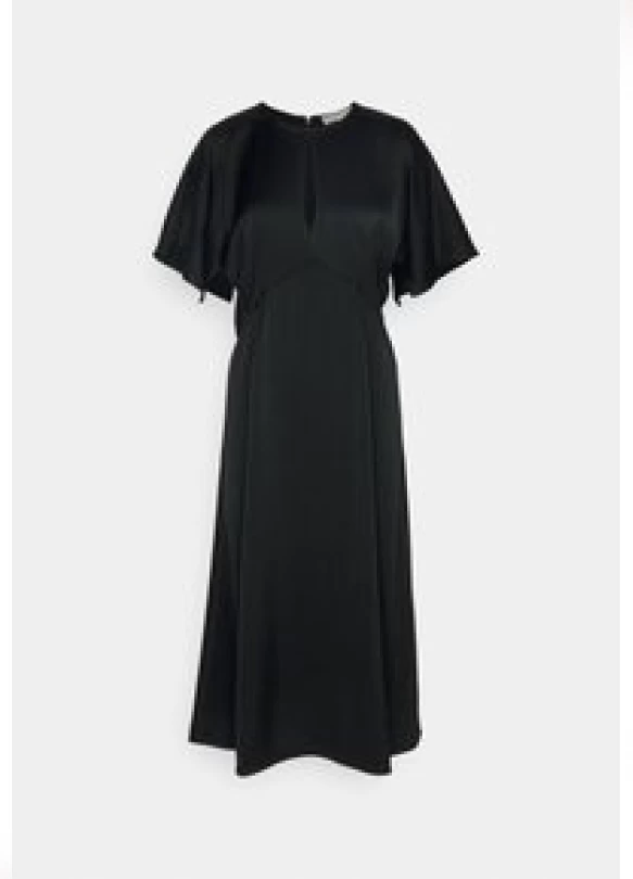 3_FLUTTER - Vestido de cóctel