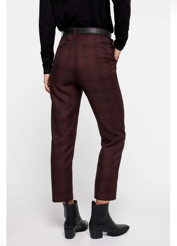 2_Pantalón de Cuadros
