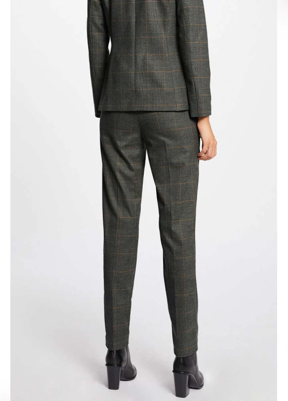 2_ Pantalón recto cuadros