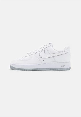 AIR FORCE 1 07 - Zapatillas
