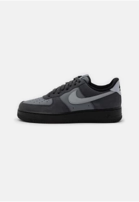NIKE AIR FORCE 1 LV8 - Zapatillas