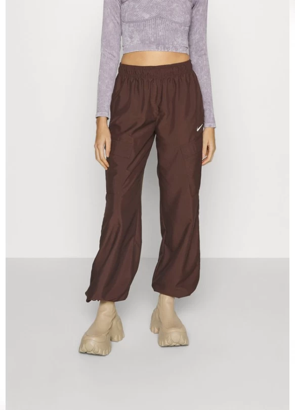 1_ Pantalones deportivos estilo TREND