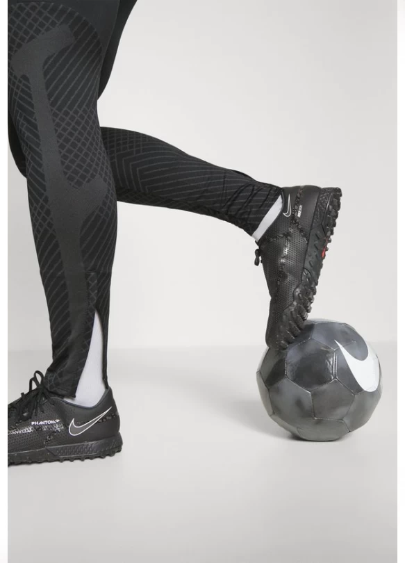 2_ STRIKE PANT - Pantalones deportivos