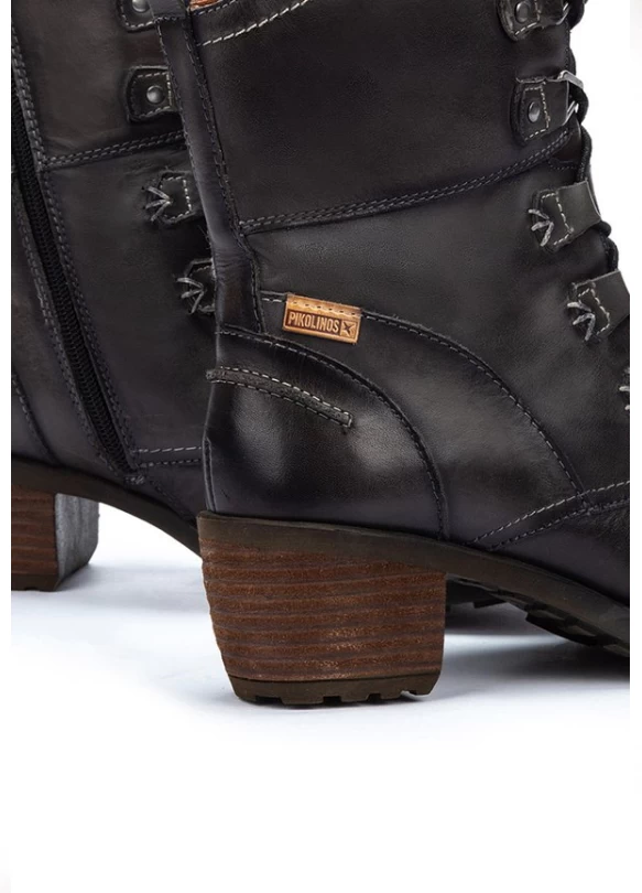 3_Botines camperos
