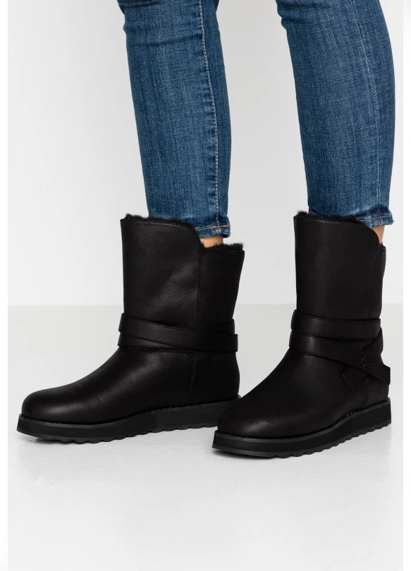 main_image_KEEPSAKES 2.0 - Botas