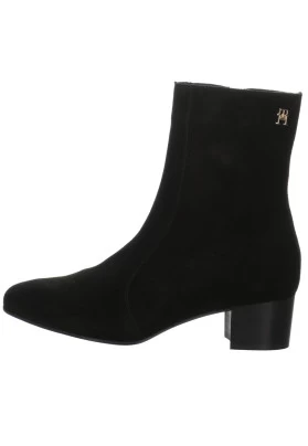 FEMININE CITY - Botines bajos - black