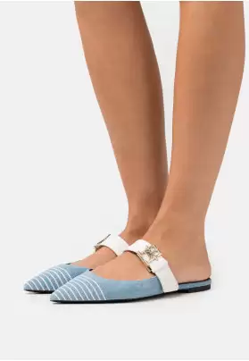  POINTY FEMININE MULE - Sandalias planas