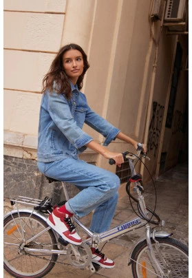 Cazadora vaquera cuello solapa